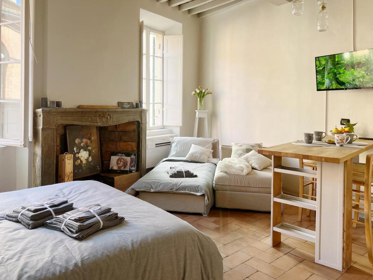 Lovely Nest In Parma Centro Exterior foto