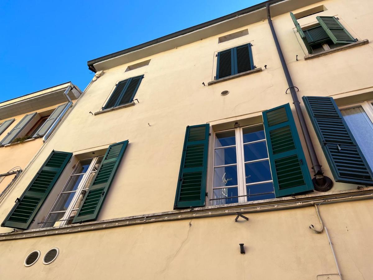Lovely Nest In Parma Centro Exterior foto